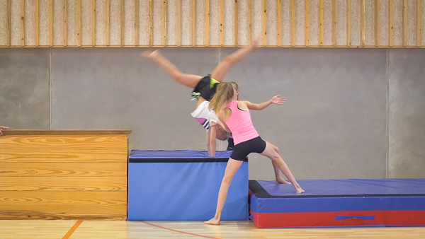 Kraftspring og gymnastik i idræt - Undervisning